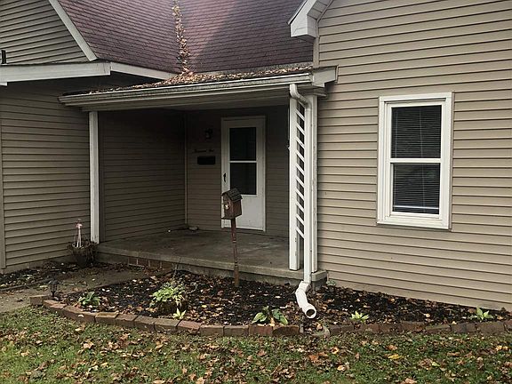 2nd image of 1001 N College St