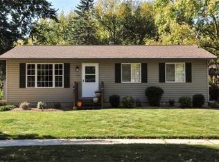 139 37th Ave NW, Rochester, MN 55901