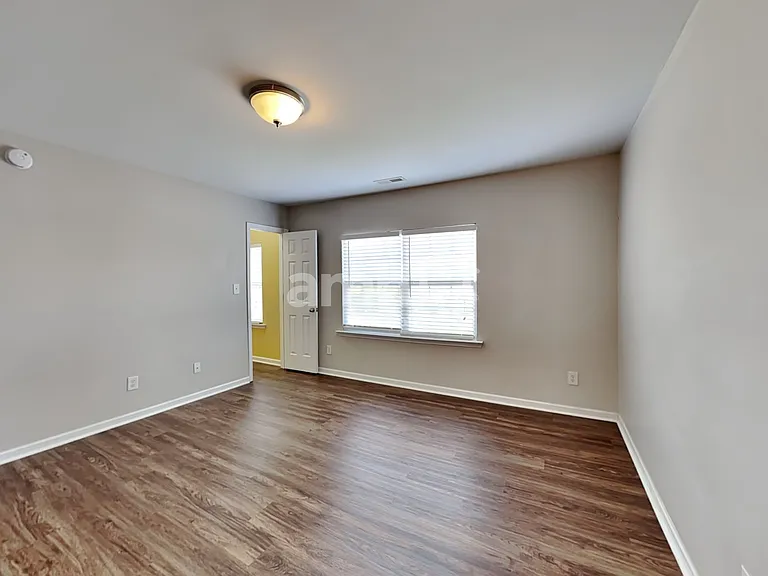 1933 Sterling Hill Dr — Photo 21