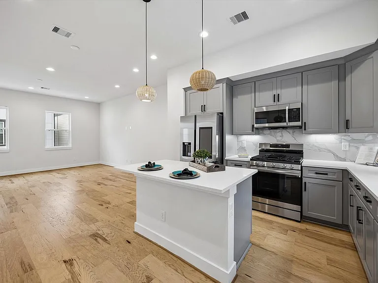 5406 Wheatley St #E — Photo 7