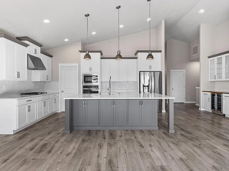 4740 W Derek Ave — Photo 30