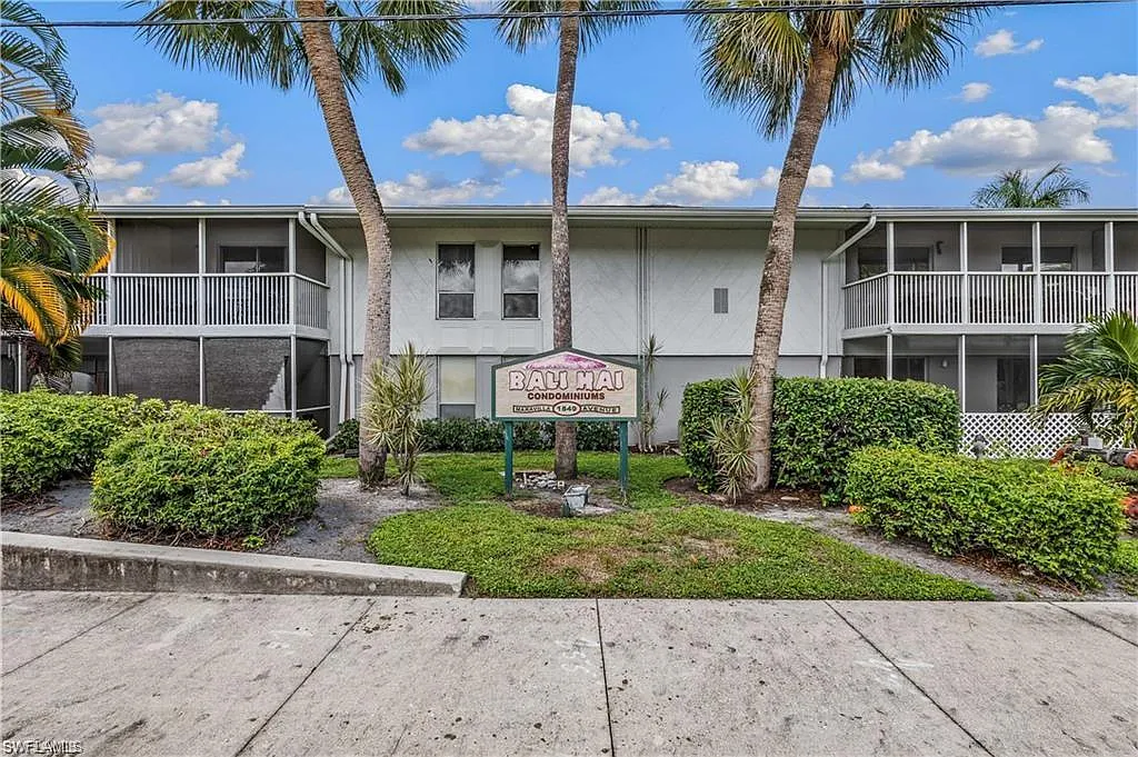 2 bed, 2.0 bath, 956 sqft, $1,500 — Photo 1