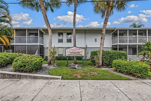 1849 Maravilla Ave Photo 1