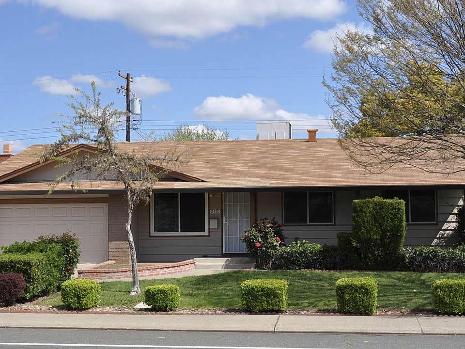 1st image of 2391 McGregor Dr