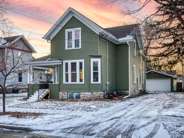 663 Boyd St, Oshkosh, WI 54901