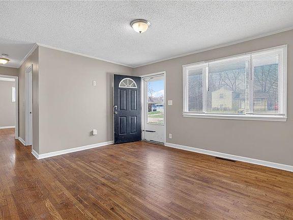 5th image of 5130 Palmer Dr