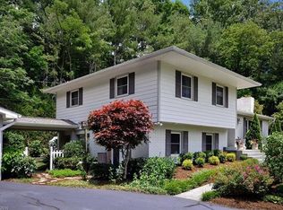 24 Graystone Rd, Asheville, NC 28804