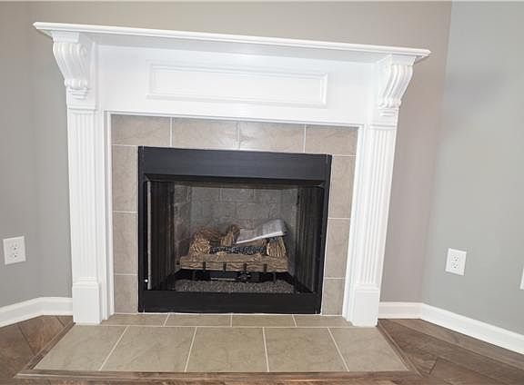 3rd image of 213 Fox Mdw Lot 213