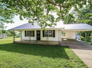 31 N Stone Ave, Ellsinore, MO 63937