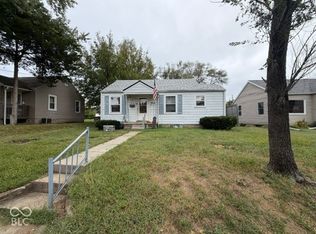 1930 12th St, Columbus, IN 47201