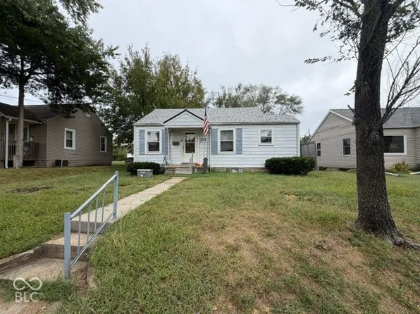 1930 12th St, Columbus, IN 47201