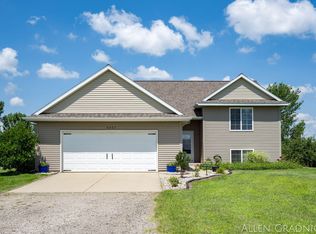 8885 Barry St, Zeeland, MI 49464