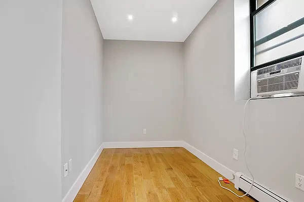 Rented by Heritage Realty LLC | media 16