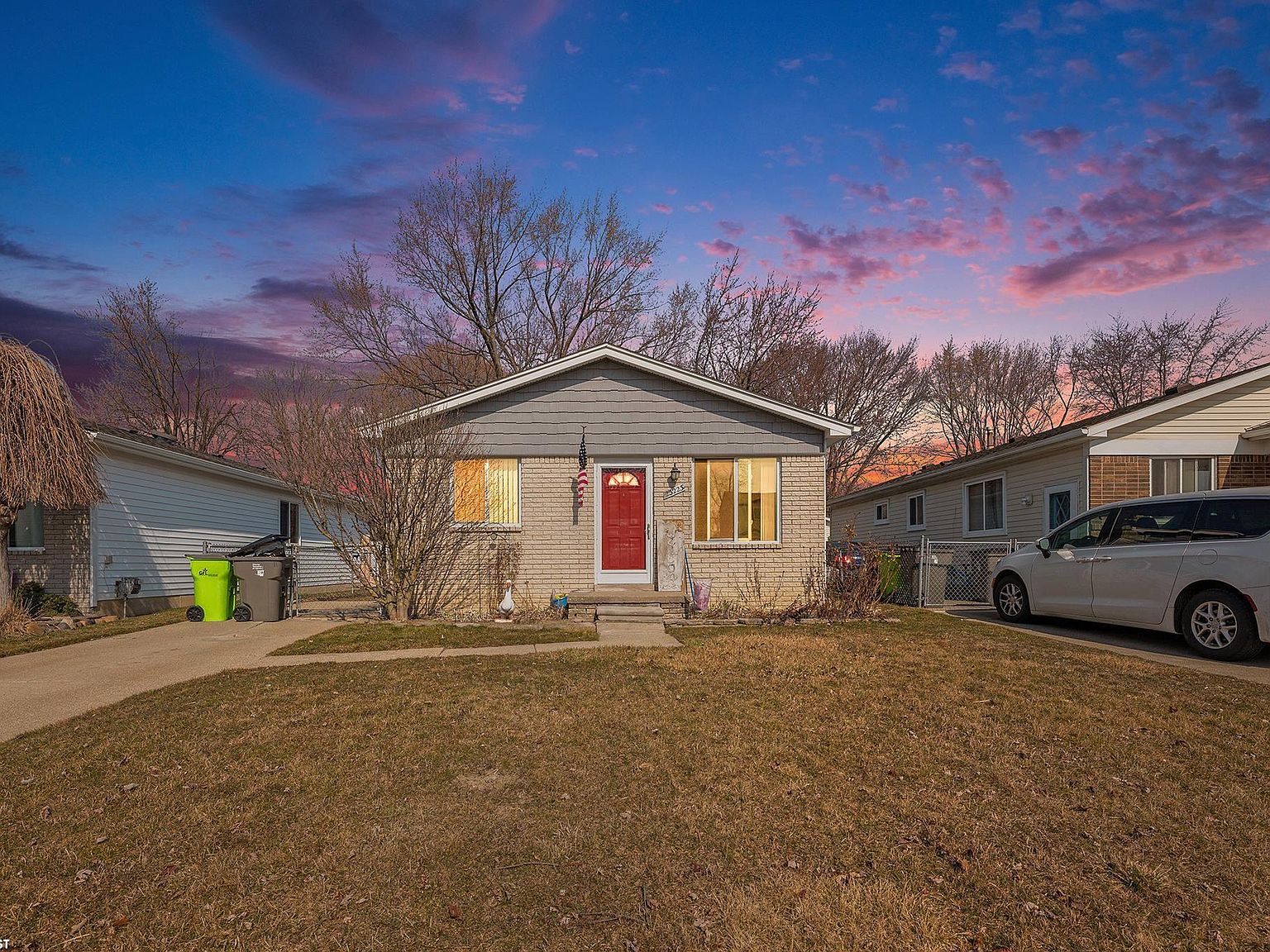 23223 Elmira St, Clinton Township, MI 48035 Zillow