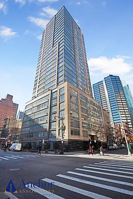 Sold by Anchor Associates | media 18