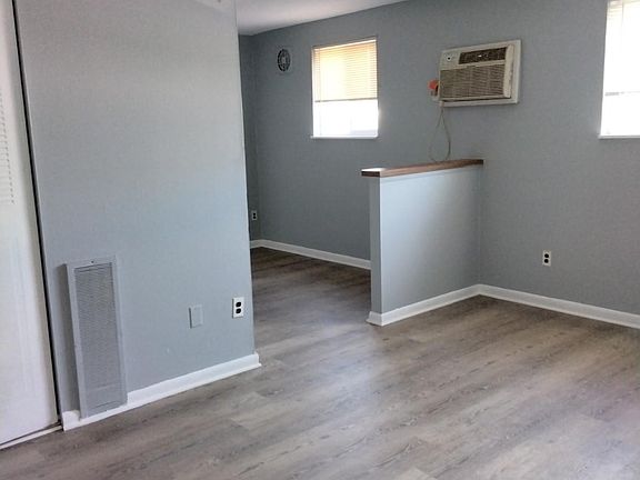 2nd image of 2128 Grant Ave #A1