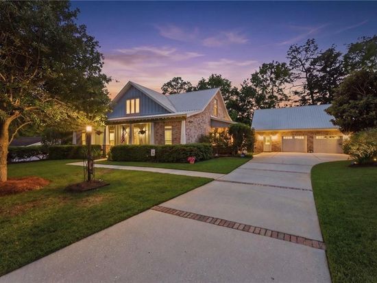 107 Ronforth St, Fairhope, AL 36532