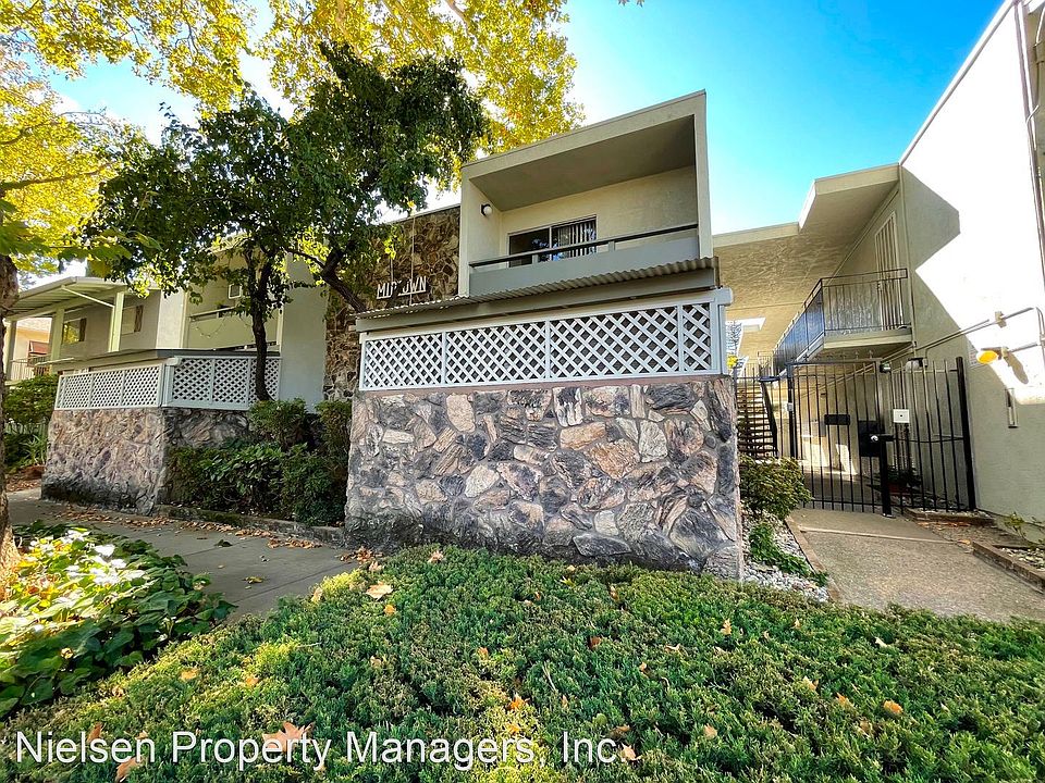 1st image of 2712 O St APT 14A