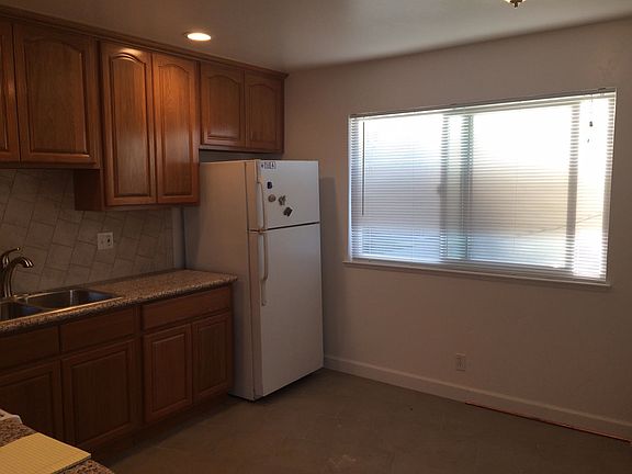 4th image of 595 Nido Dr APT 4