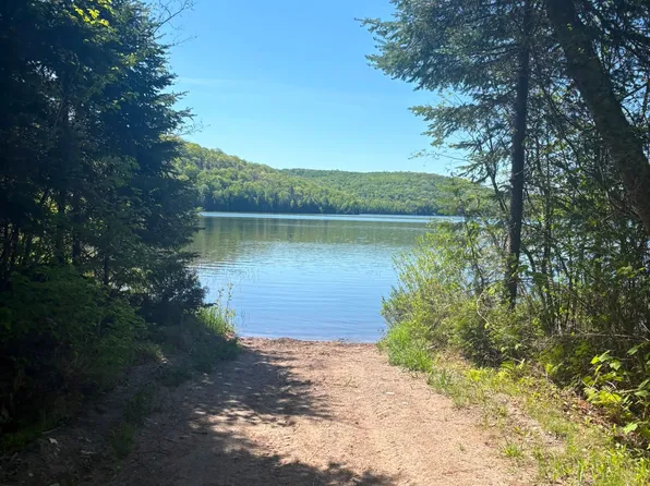 371 Albion Lake Dr, Faraday, ON K0L 1C0
