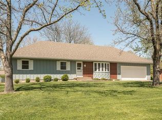 1304 S Elm St, Ottawa, KS 66067