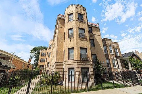 630 N Homan Ave #3A Photo 1