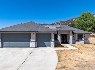 28551 Bear Valley Rd, Tehachapi, CA 93561