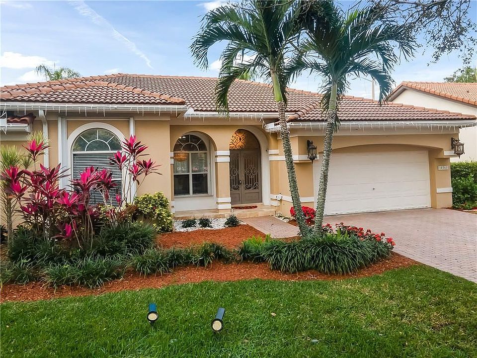 1st image of 10361 NW 54th Place