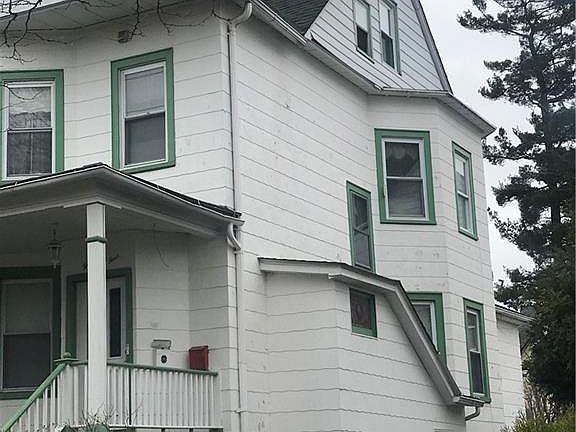 3rd image of 234 E Lincoln Ave