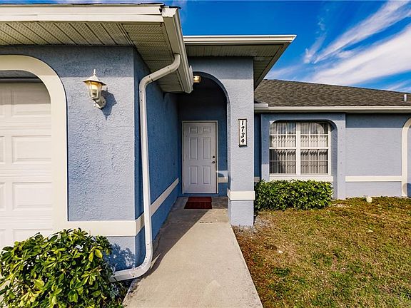 3rd image of 1739 NW 25th Ln