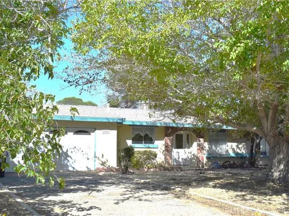 12566 Iroquois Rd, Apple Valley, CA 92308