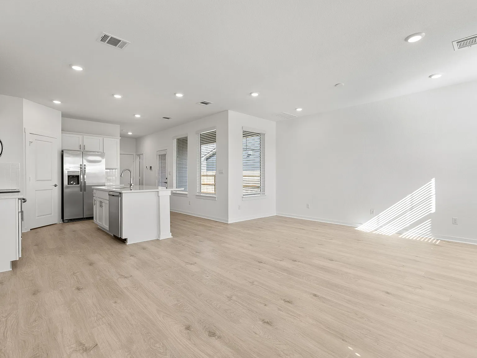 2845 Caleb Asher Loop — Photo 4