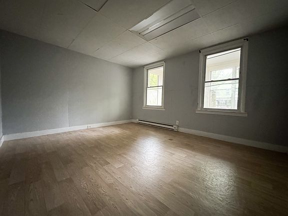 2nd image of 369 Shelton Ave #3C