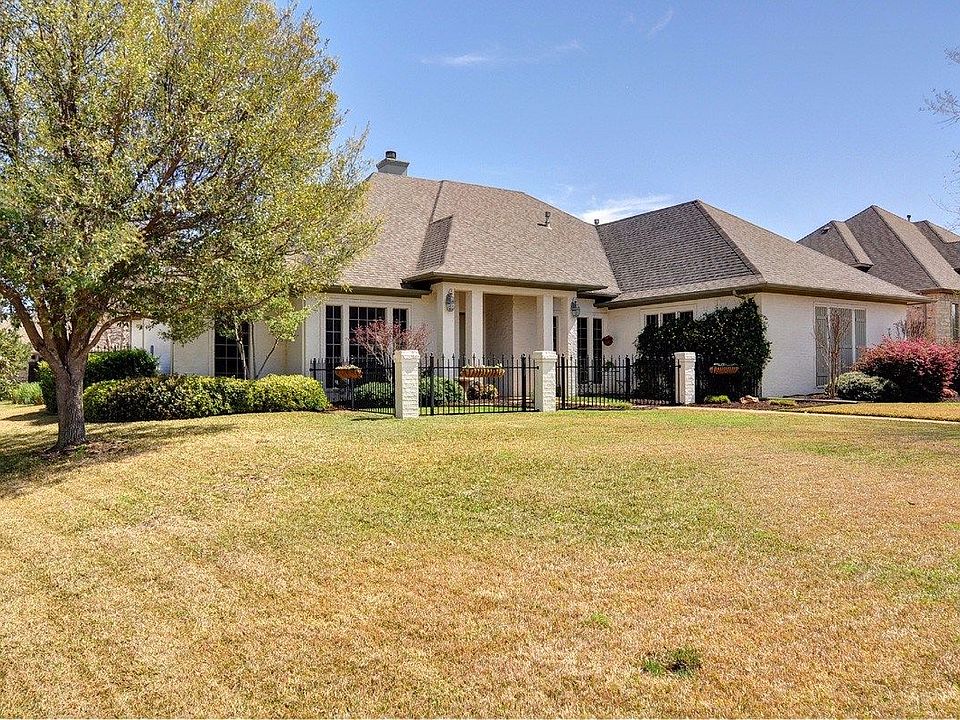 1st image of 8320 Thornway Ct