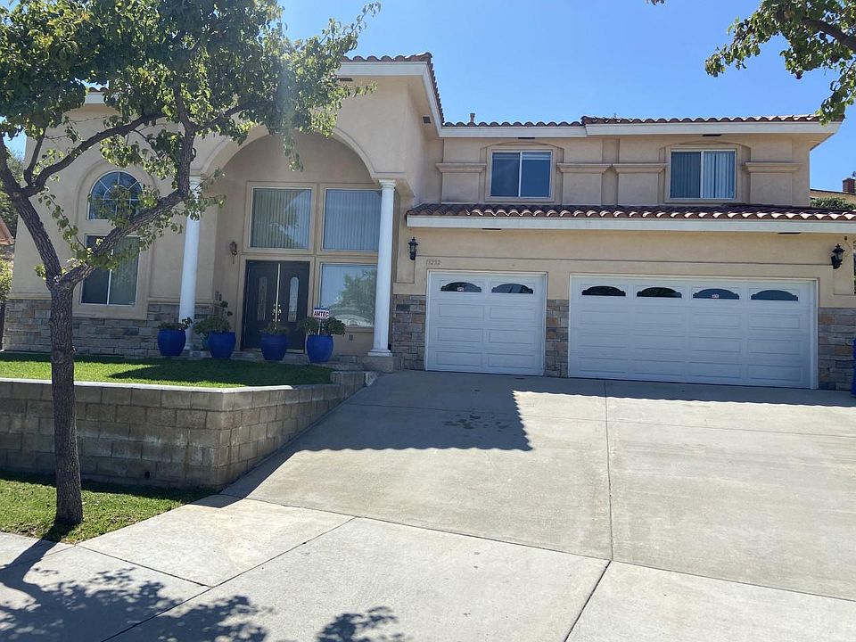 1st image of 15232 Bernard Ct