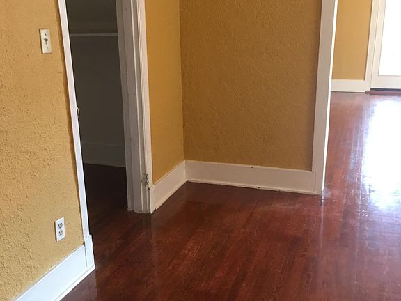 4th image of 815 Maury St APT 1