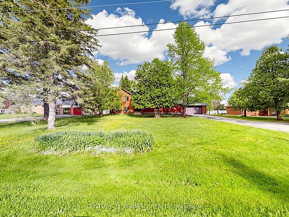 2nd image of 44 Pinewood Blvd