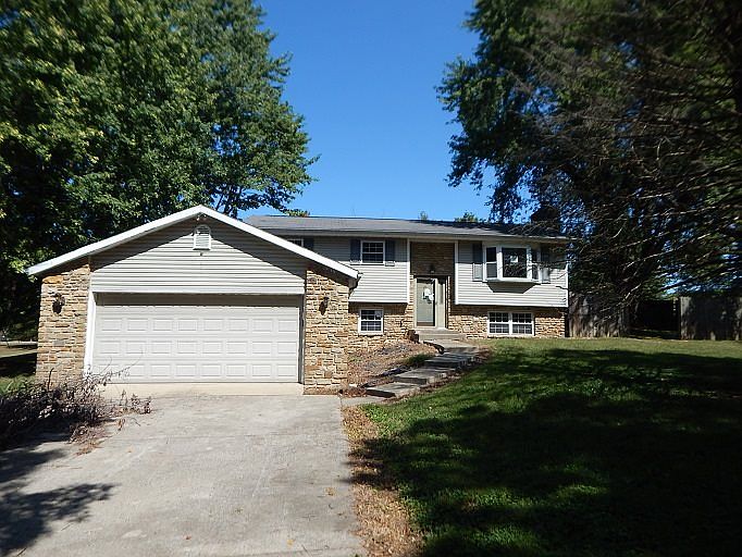 1st image of 2045 E Nixon Dr