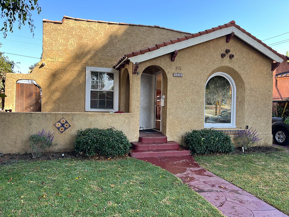 1st image of 6808 California Ave #1