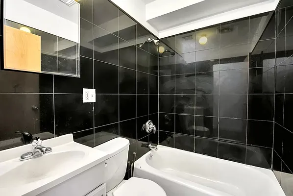 Rented by Rennit Inc. | media 6