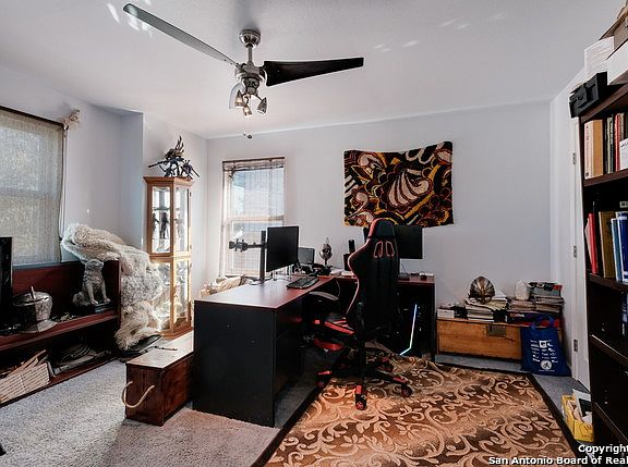 4th image of 551 Coral Hbr