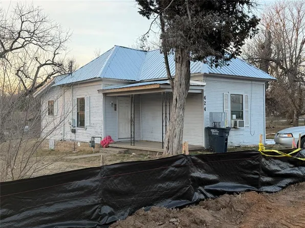424 S Kickapoo Ave, Shawnee, OK 74801