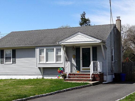 Gorgeous 3 Bedroom Ranch