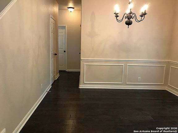 4th image of 13603 Bridgeview