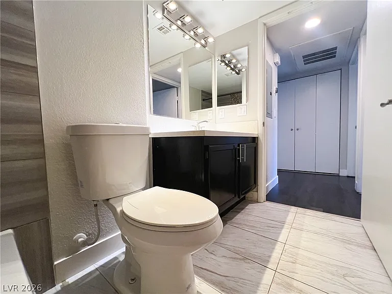 8410 Eldora Ave #1004 — Photo 73