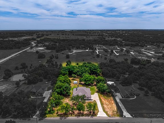 2nd image of 350 Red Top Rd
