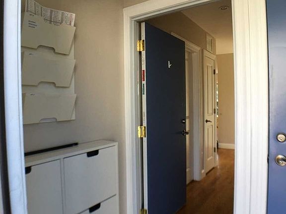 2nd image of 253 Crescent Ln #1
