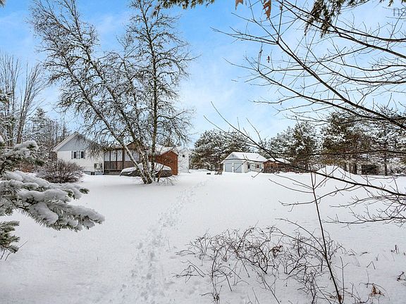 5th image of 2184 Old Mill Rd S