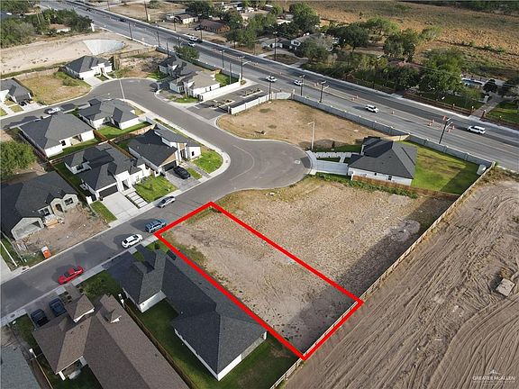 2nd image of 8015 N 49th Ln