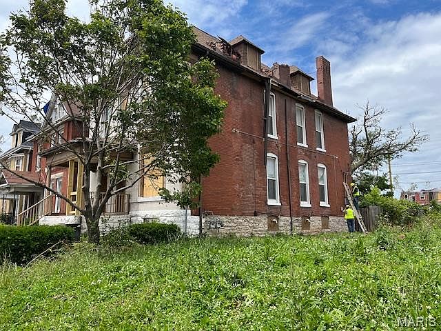 2nd image of 5163 Kensington Ave